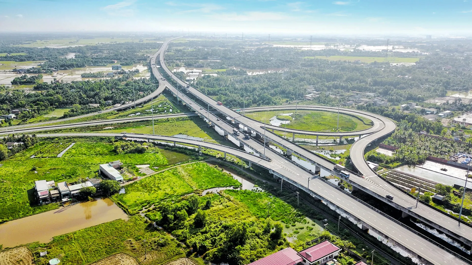 Hạ Tầng Cao Tốc Đi Qua Long An - Kết Nối Đến Dự Án Waterpoint